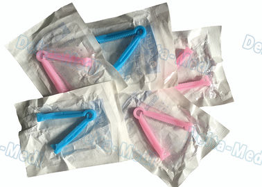 De beschikbare Medische Plastic Aangepaste Grootte van de Producten Medische Navelstreng Klem